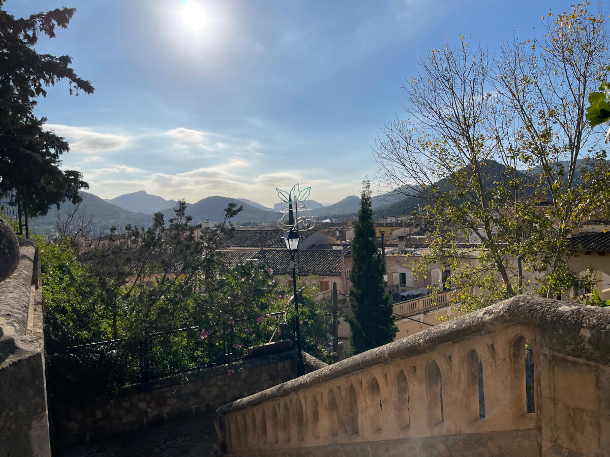 Blick aufs Gebirge von Andratx