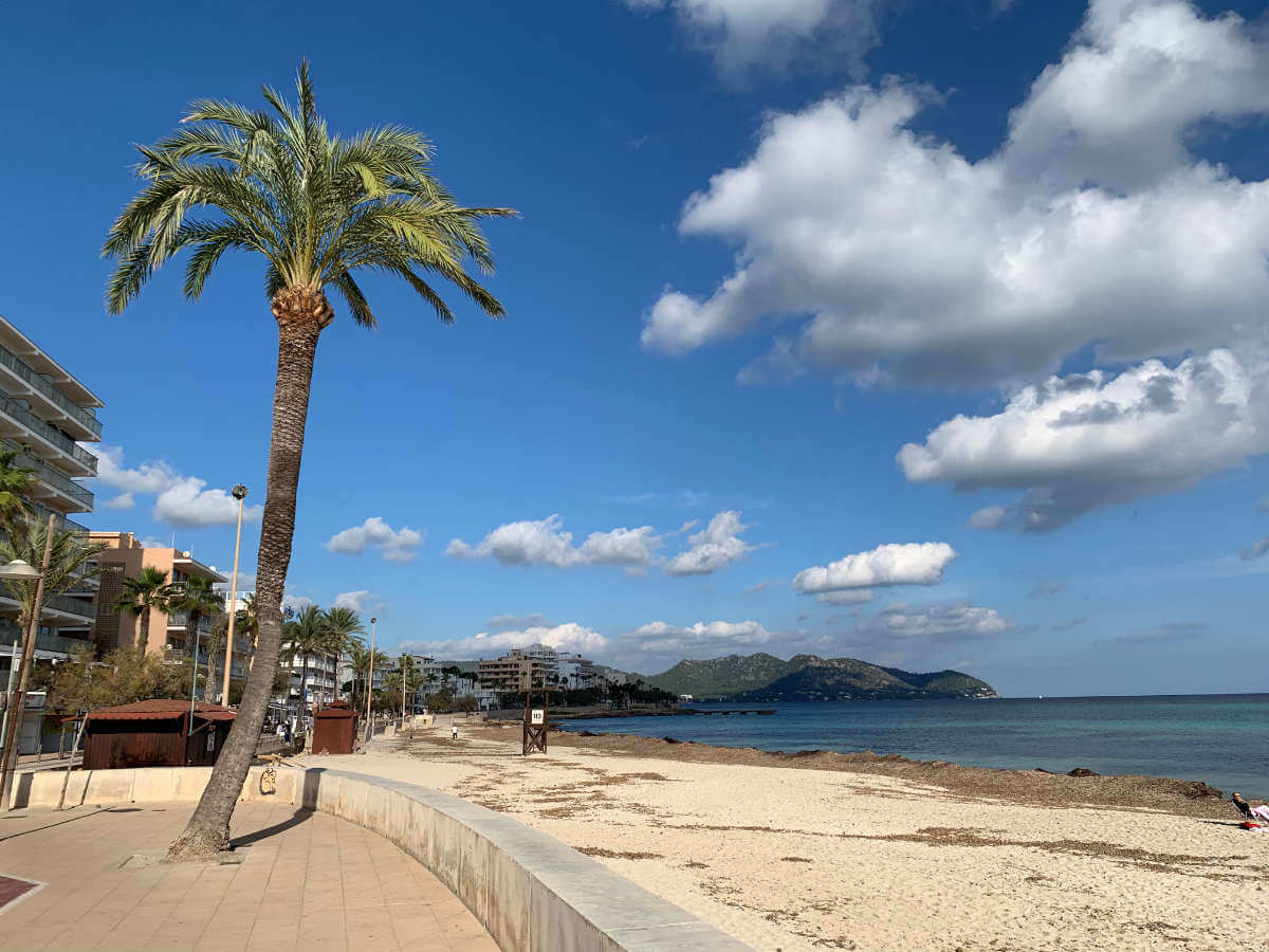 Der Strand von Cala Millor